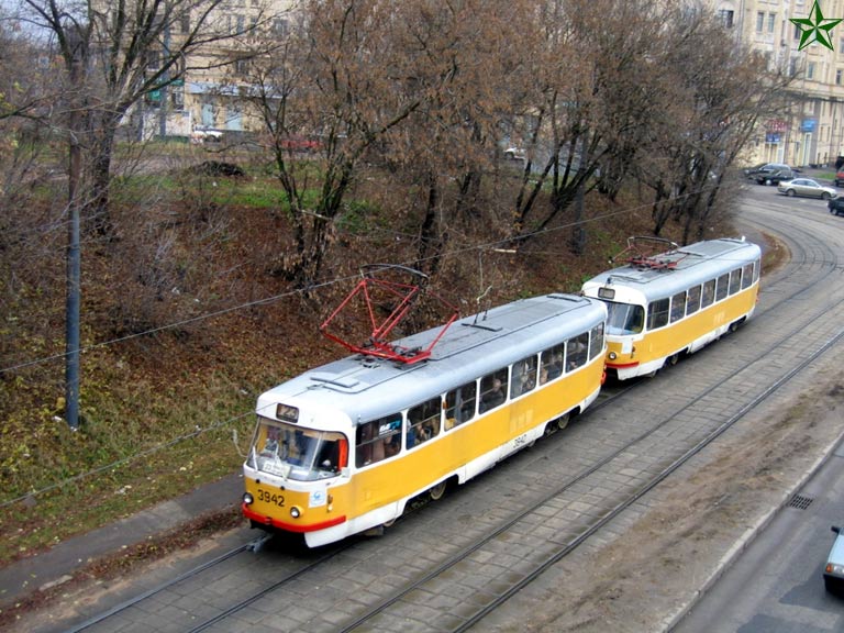 Москва, Tatra T3SU № 3942