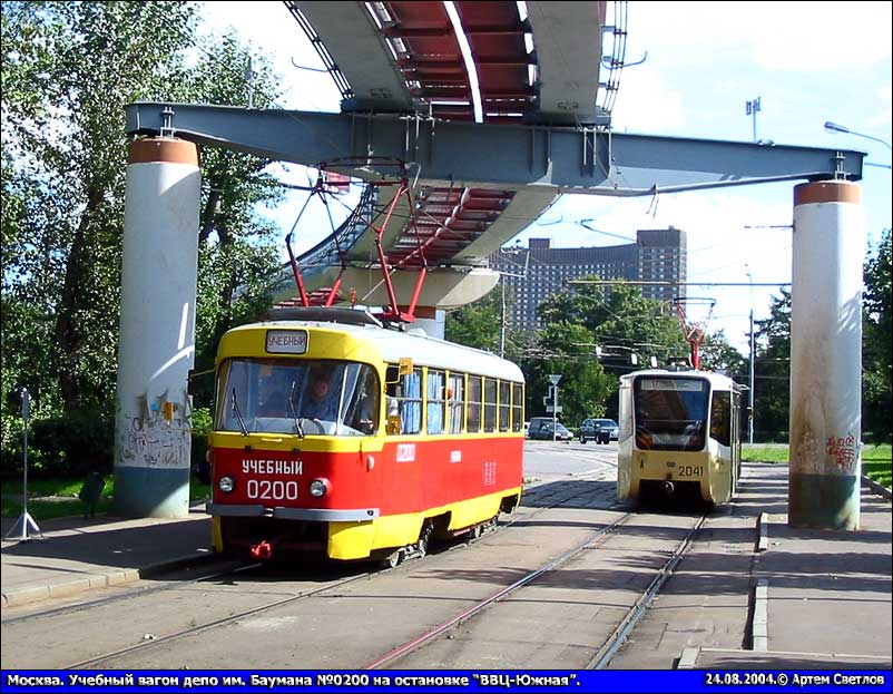 莫斯科, Tatra T3SU # 0200; 莫斯科, 71-619K # 2041