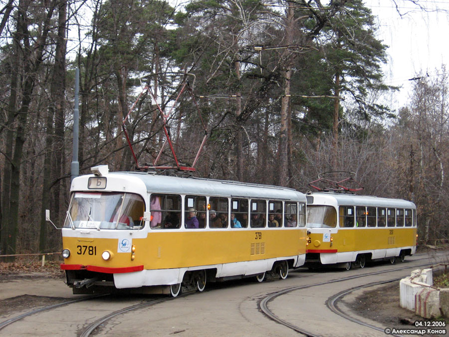 Moscou, Tatra T3SU N°. 3781