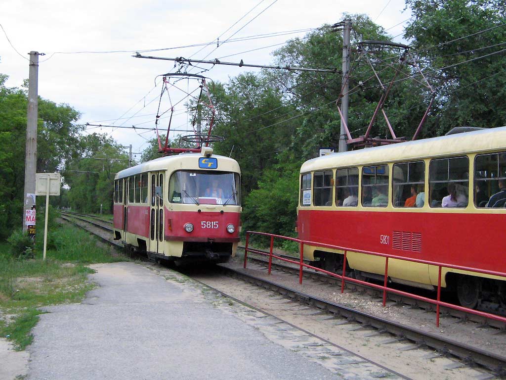 Волгоград, Tatra T3SU № 5815; Волгоград, Tatra T3SU № 5801