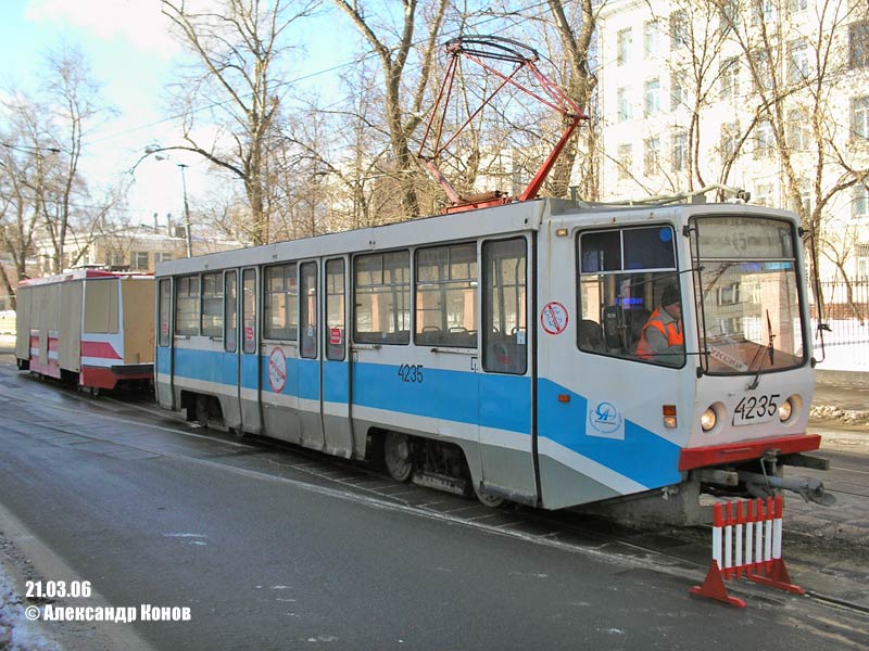 Москва, 71-608КМ № 4235; Москва — Перевозка нового ЛМ-99АЭ с Угрешской базы на ТРЗ 21 марта 2006