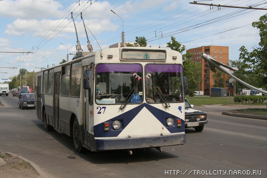 Veliki Novgorod, VMZ-100 № 27