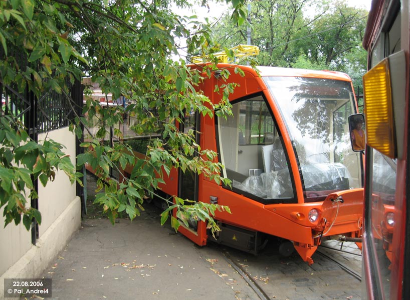 Москва — Манёвры на ТРЗ с участием вагона 71-630 22 августа 2006