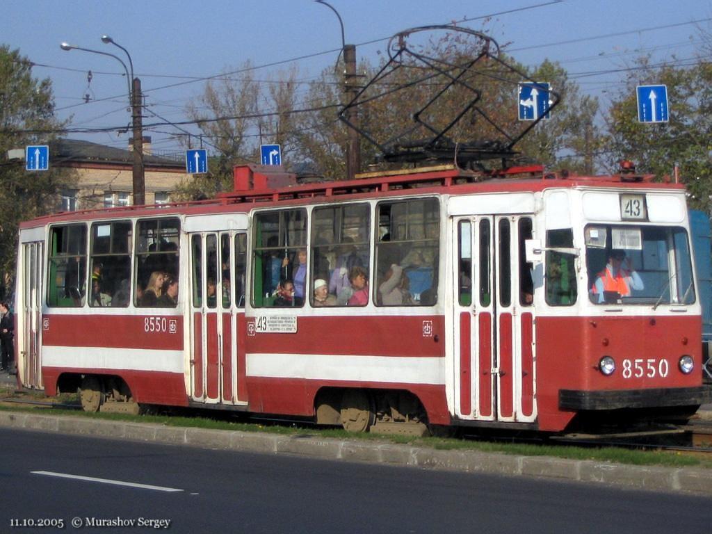 Санкт-Петербург, ЛМ-68М № 8550