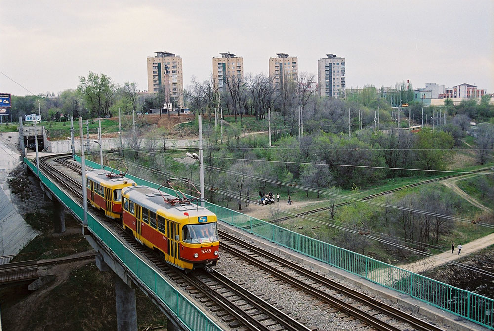 Volgograd, Tatra T3SU č. 5745; Volgograd, Tatra T3SU č. 5746; Volgograd — Tram lines: [5] Fifth depot — Tram rapid transit