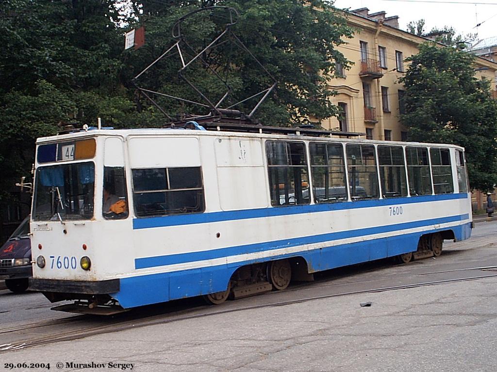 Sankt Petersburg, LM-68M Nr. 7600