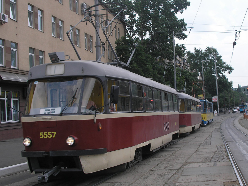 Киев, Tatra T3SU № 5557; Киев — Презентация отремонтированных транспортными любителями вагонов прессе 17.06.2007