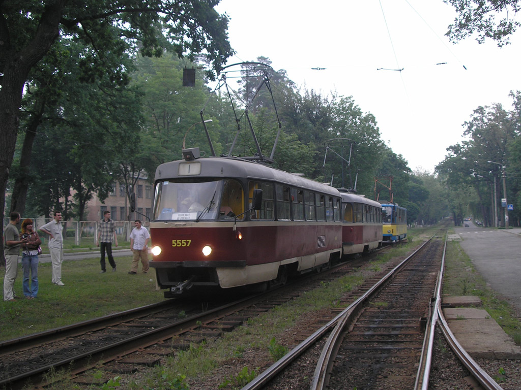 Киев, Tatra T3SU № 5557; Киев — Презентация отремонтированных транспортными любителями вагонов прессе 17.06.2007