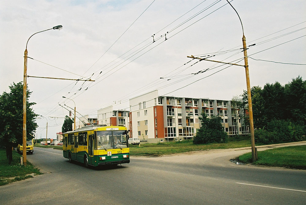 Каунас, Škoda 14Tr01 № 332