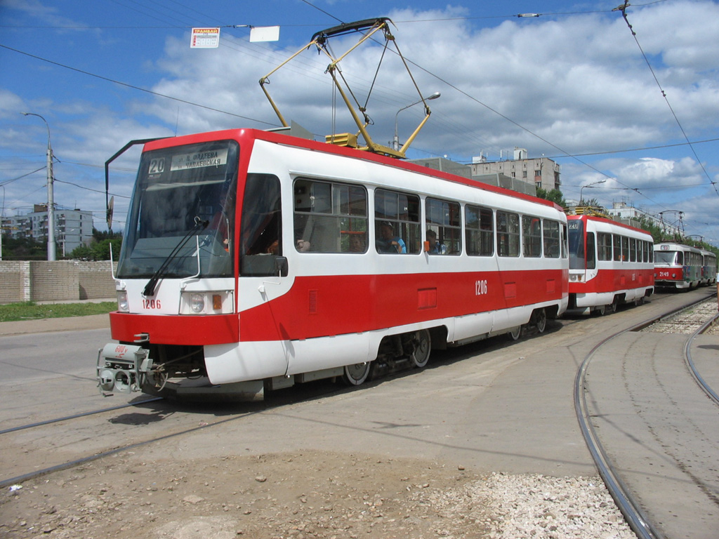 Трамвай 5 маршрут самара. Tatra t3rf. Татра т3 в Самаре. Трамвай Татра т3. Трамвай Татра т3 Самара.