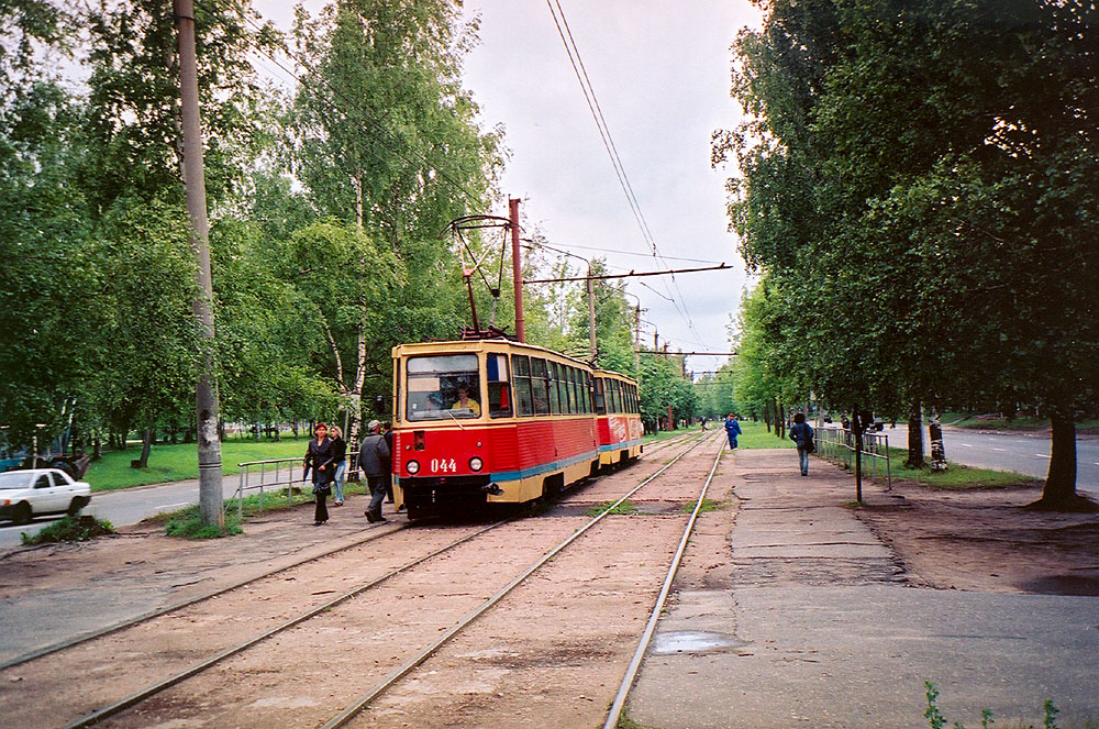 Новополоцк, 71-605 (КТМ-5М3) № 044