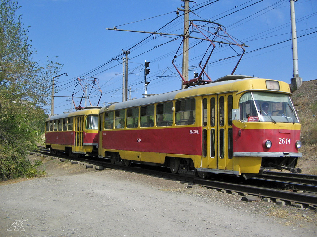 Volgográd, Tatra T3SU (2-door) — 2614; Volgográd, Tatra T3SU (2-door) — 2613