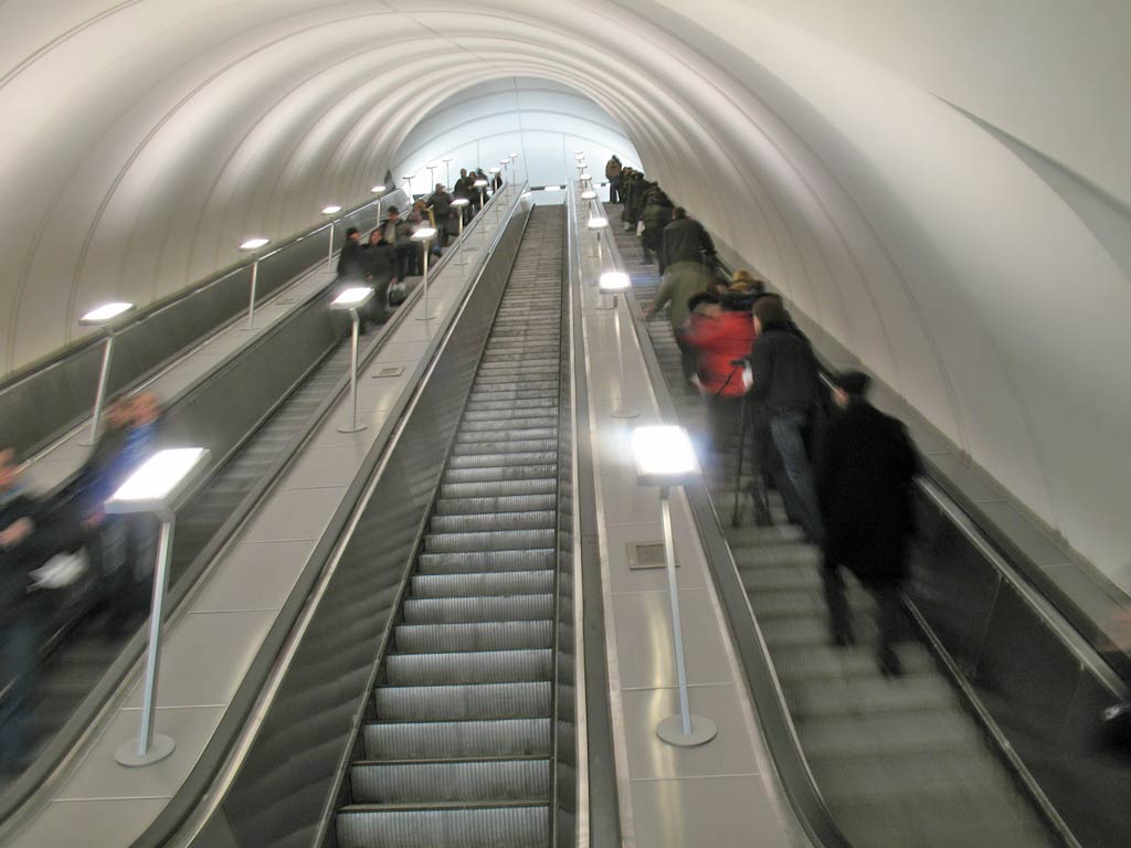 Maskava — Metro — [10] Lublinsko-Dmitrovskaya Line; Maskava — Opening of “Sretenskiy Bul'var” metro station on December 29, 2007