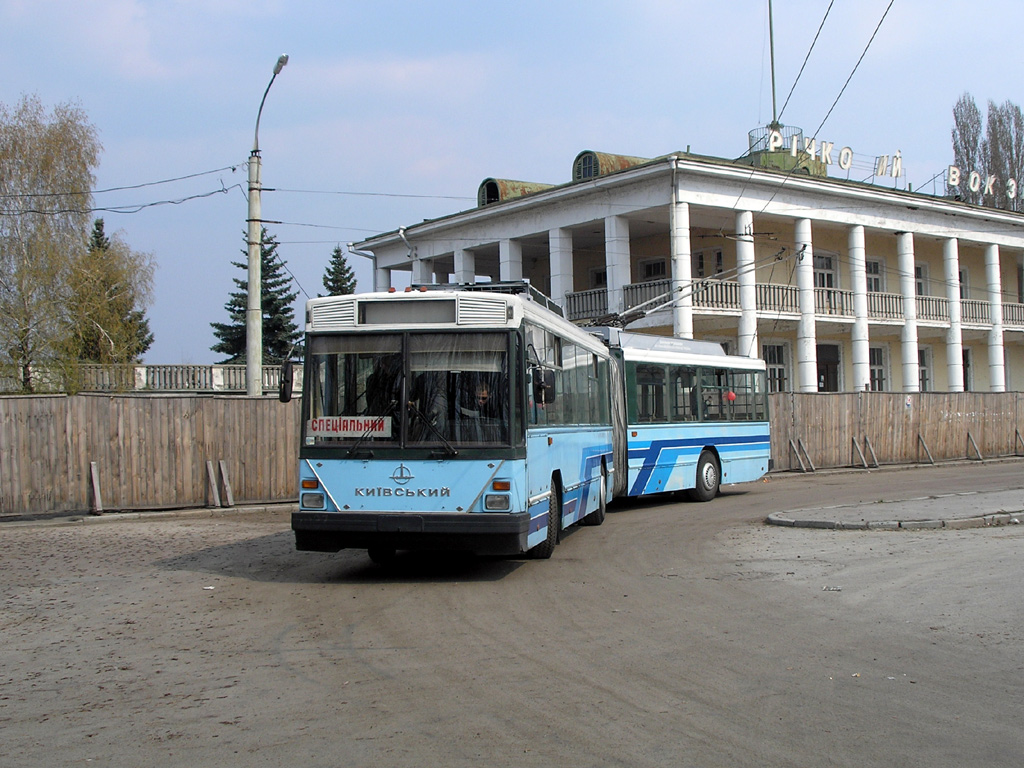 Черкассы, Киев-12.05 № 2037