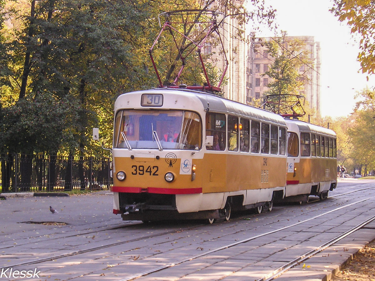 Москва, Tatra T3SU № 3942