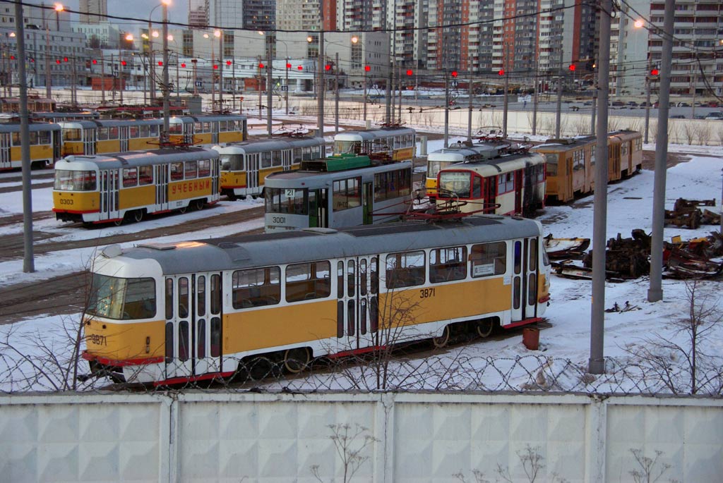 Moscow, Tatra T3SU № 3871