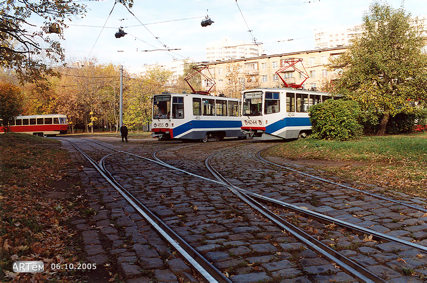 Москва, 71-608КМ № 4244; Москва, 71-608К № 4155; Москва — Конечные станции и кольца