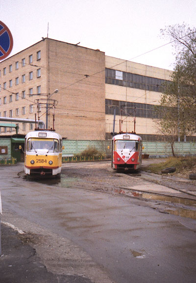 Moscova, Tatra T3SU nr. 2584; Moscova, Tatra T3SU nr. 2671