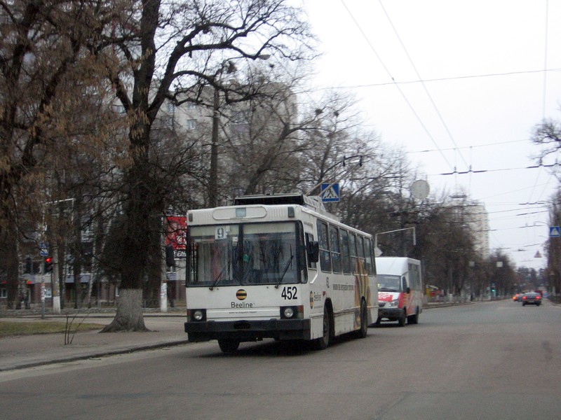 Chernihiv, YMZ T2 № 452