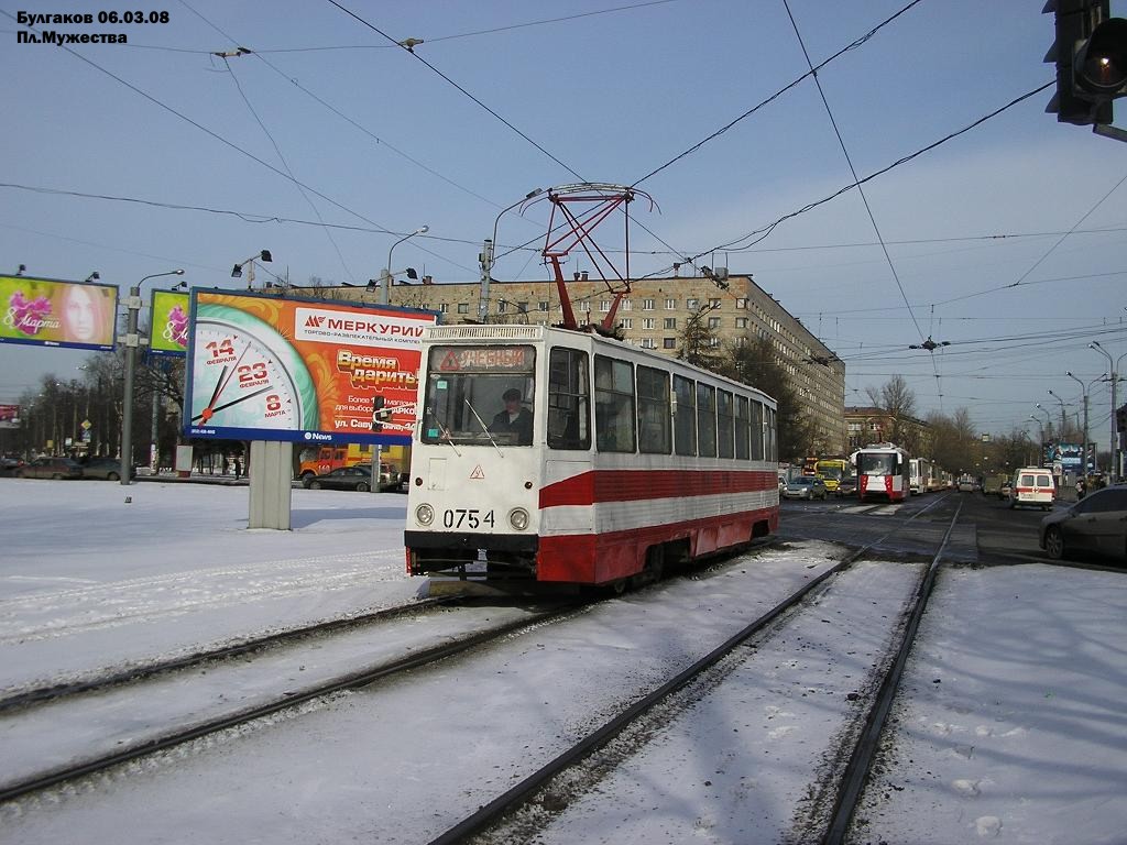 Szentpétervár, 71-605 (KTM-5M3) — 0754