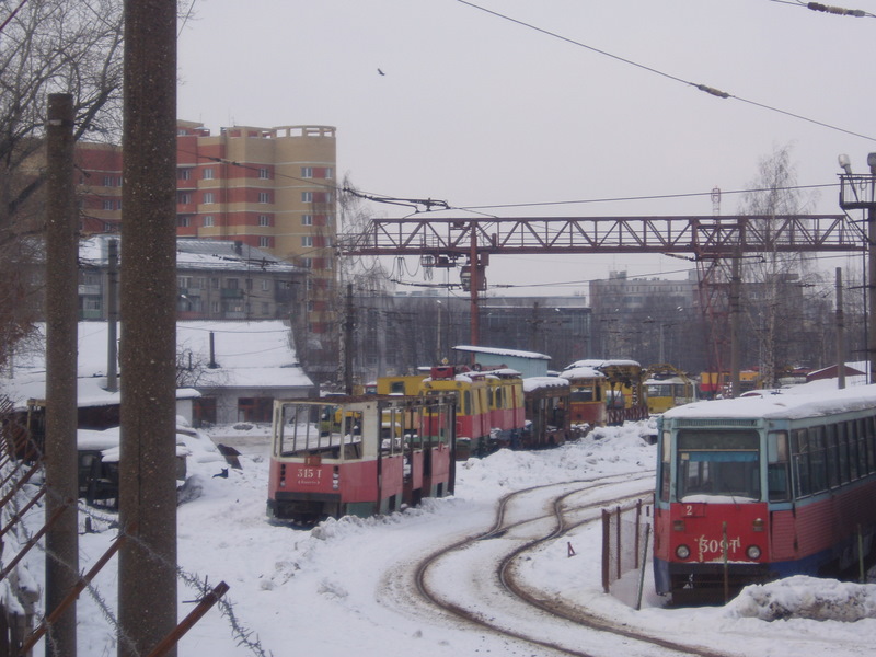Iwanowo, 71-608K Nr 315; Iwanowo, 71-605 (KTM-5M3) Nr 309; Iwanowo — Infrastructure