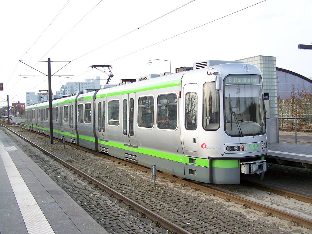 Hannover, Alstom/LHB TW2500 nr. 2556