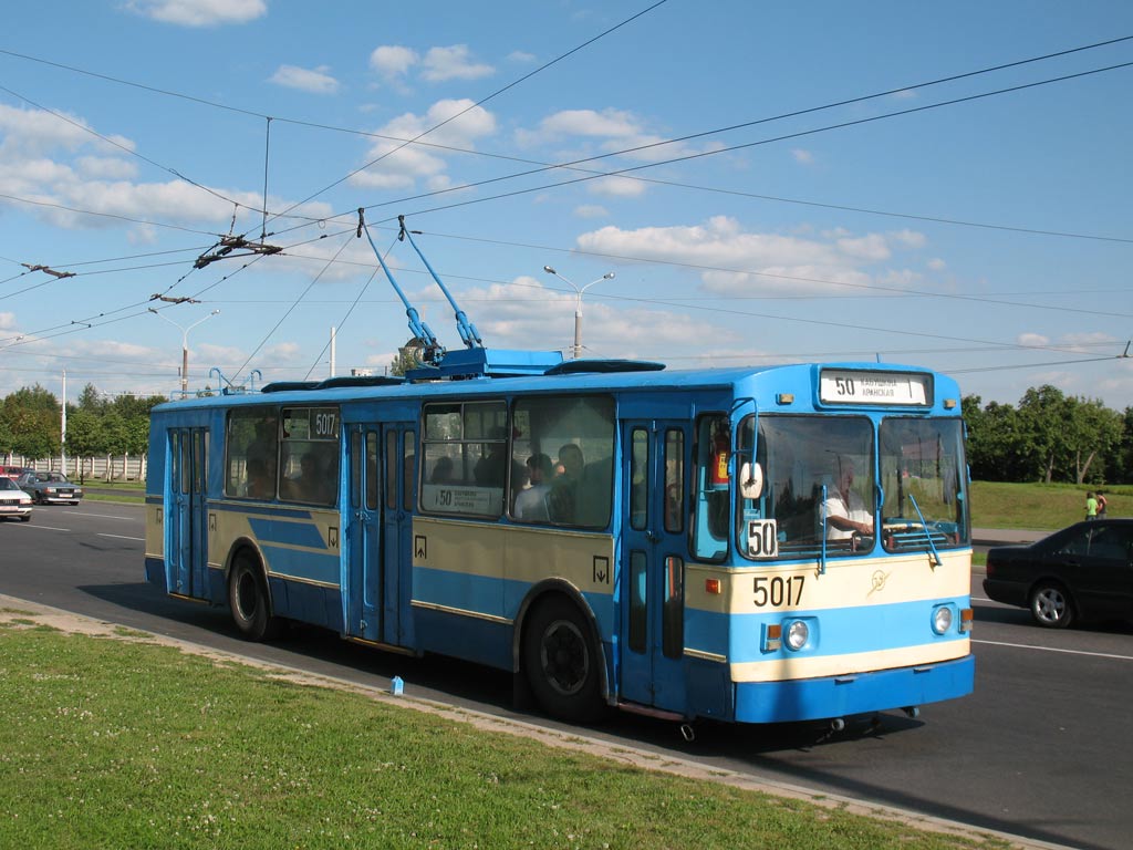Minsk, ZiU-682V-012 [V0A] č. 5017