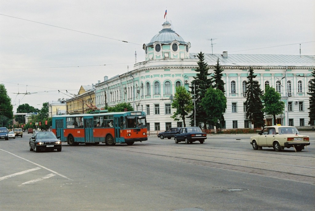 Тверь, ЗиУ-682Г10 № 141; Тверь — Тверской троллейбус в начале 2000-х гг. (2002 — 2006 гг.)