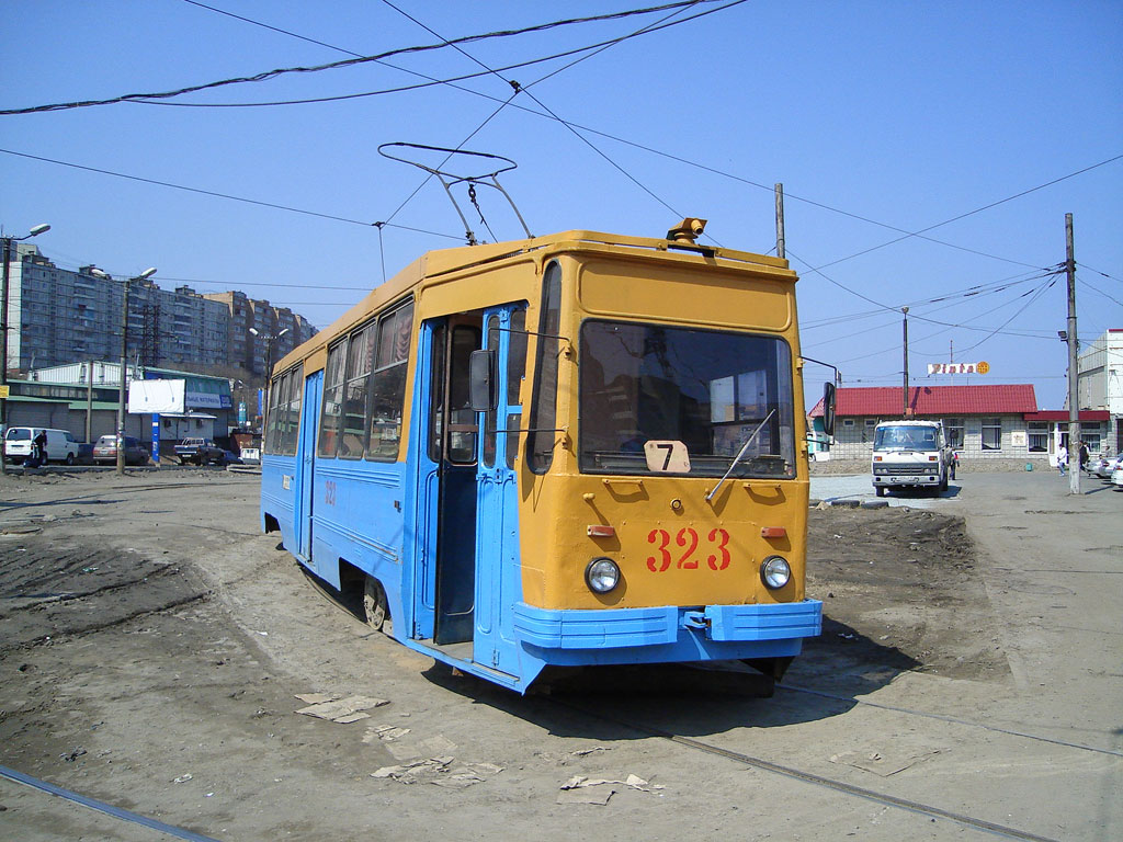 Владивосток, 71-132 (ЛМ-93) № 323