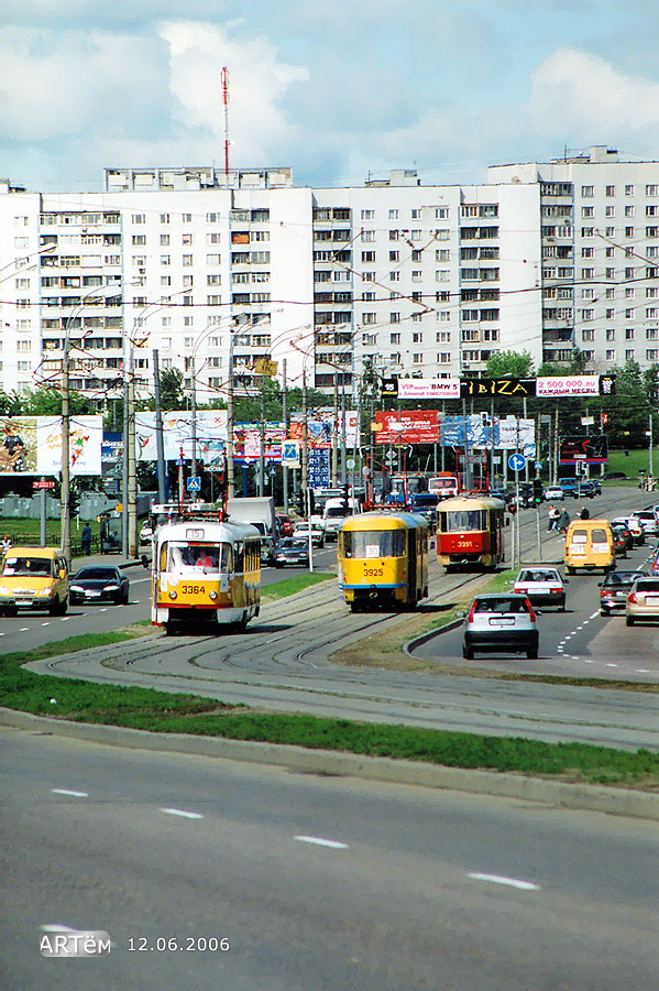 Moscou, MTTM N°. 3364; Moscou, Tatra T3SU N°. 3925