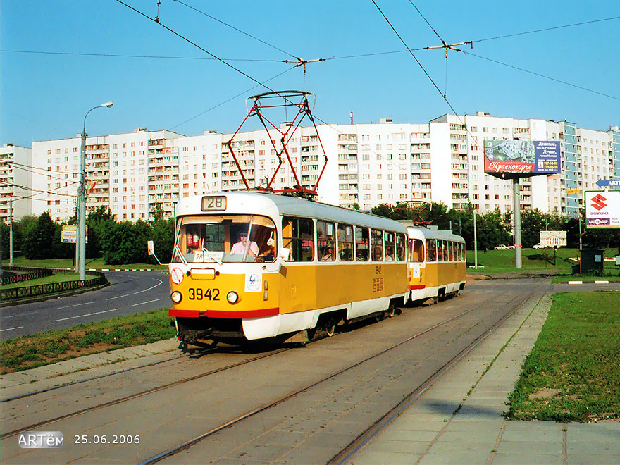 Moscou, Tatra T3SU N°. 3942
