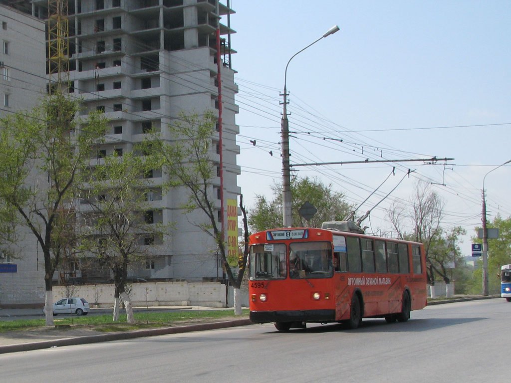 Волгоград, ЗиУ-682 КР ВЗТМ № 4595