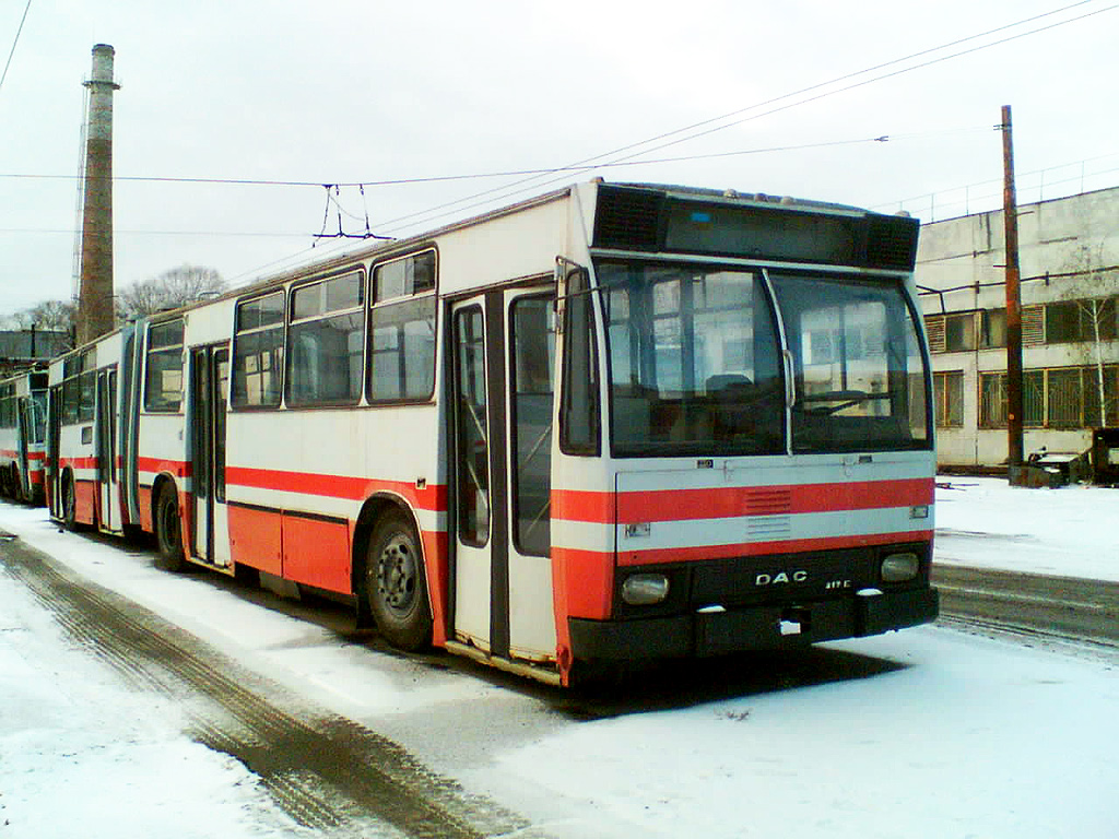 Киев, DAC-217E № 4372