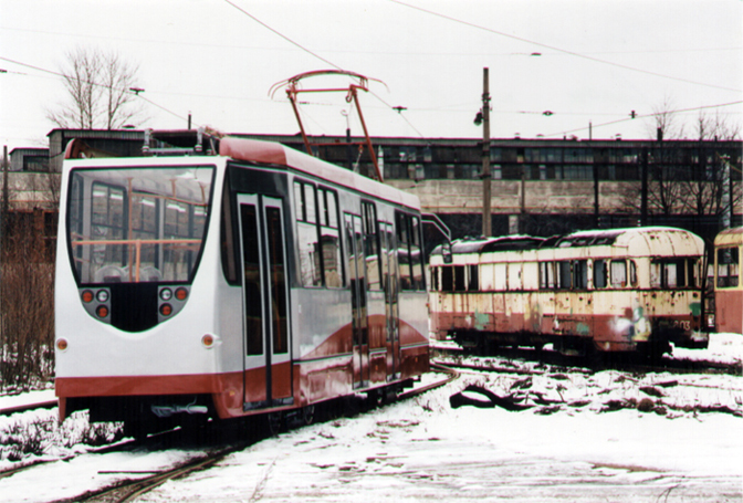 Pietari, 71-134A (LM-99AV) # 0505; Pietari, LM-47 # 3543; Pietari — New PTMZ trams
