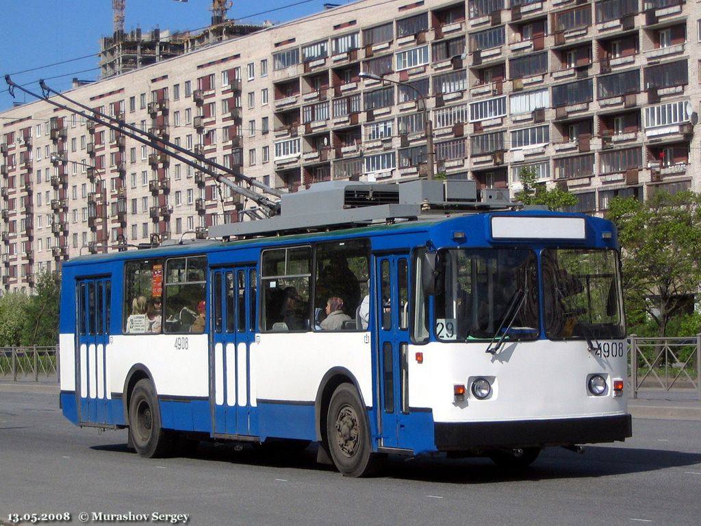 Saint-Pétersbourg, VMZ-170 N°. 4908