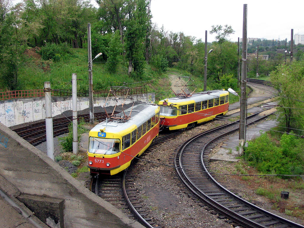 Volgograd, Tatra T3SU č. 5773; Volgograd, Tatra T3SU č. 5774; Volgograd — Tram lines: [5] Fifth depot — Tram rapid transit