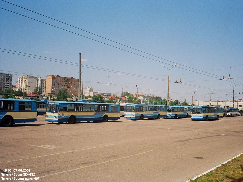 Минск, ЗиУ-АКСМ (АКСМ 100) № 5200; Минск — Троллейбусный парк № 5