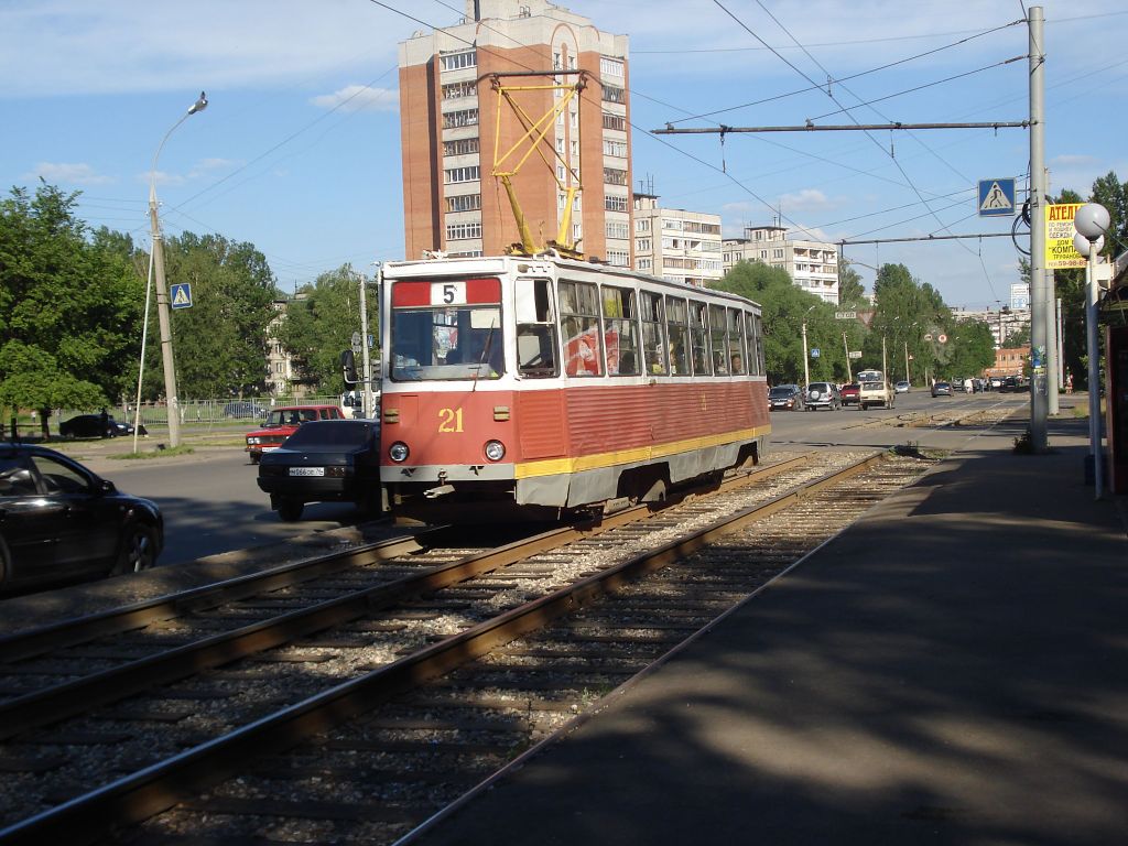 Iaroslavl, 71-605 (KTM-5M3) N°. 21