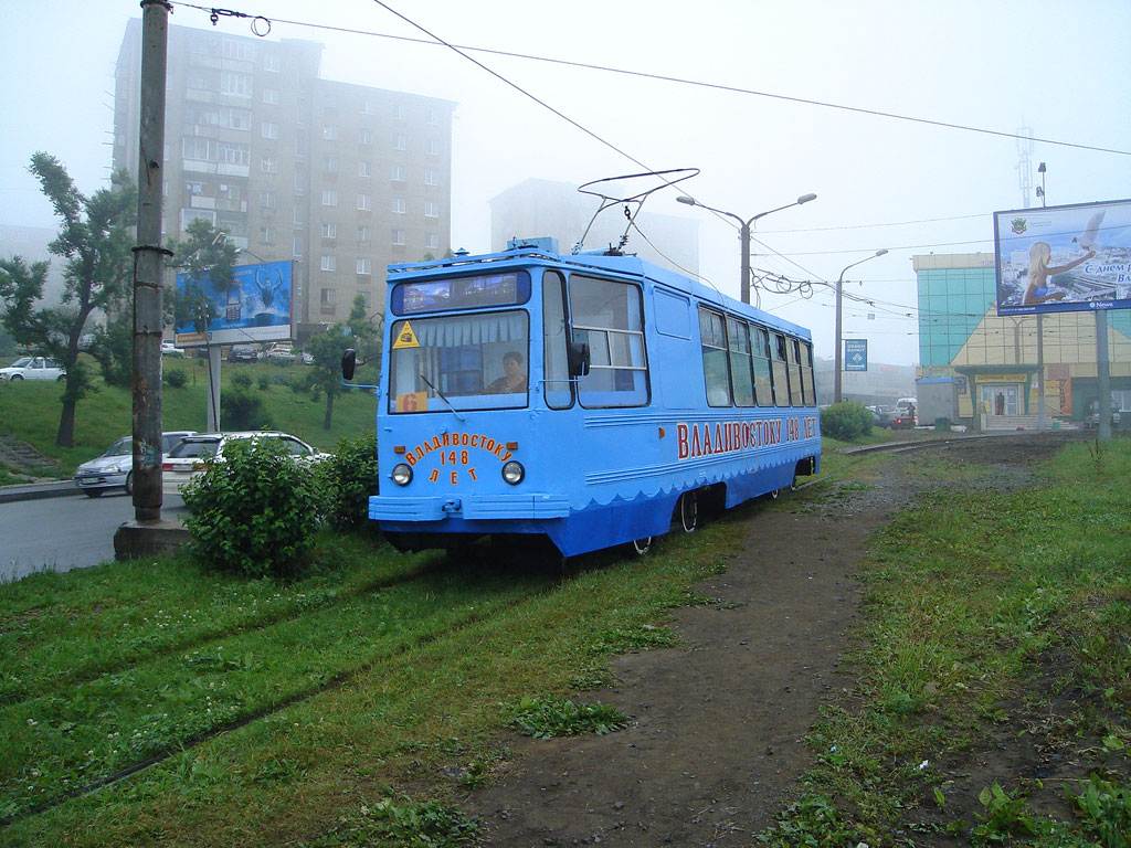Владивосток, 71-132 (ЛМ-93) № 321; Владивосток — Тематические трамваи