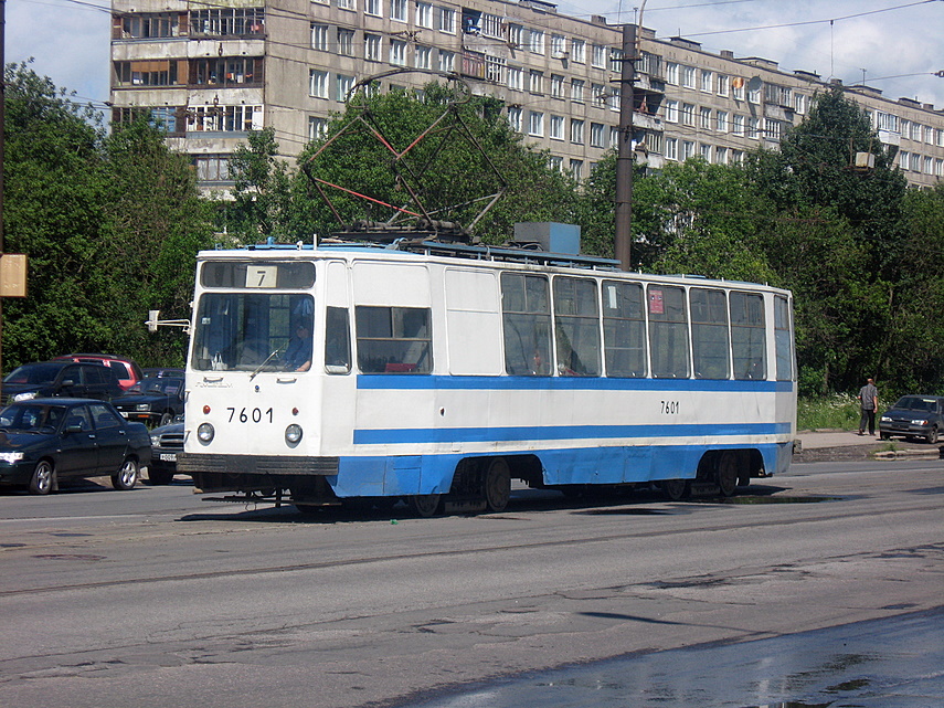 Санкт Петербург, ЛМ-68М № 7601