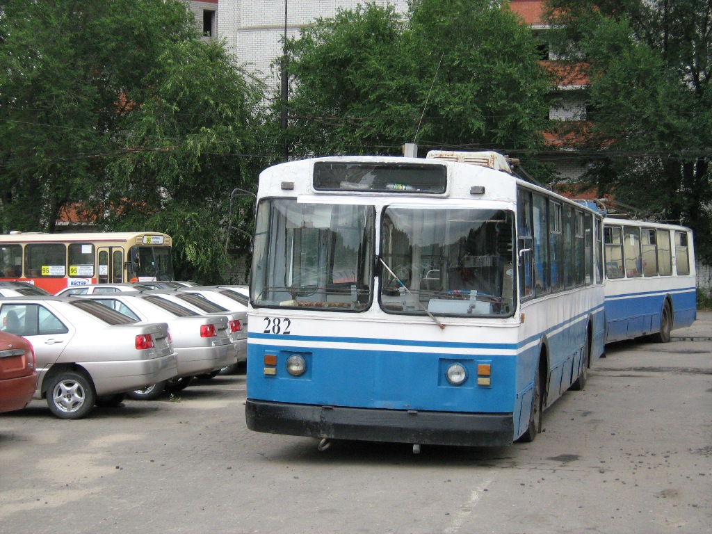 Воронеж, ЗиУ-682В [В00] № 282