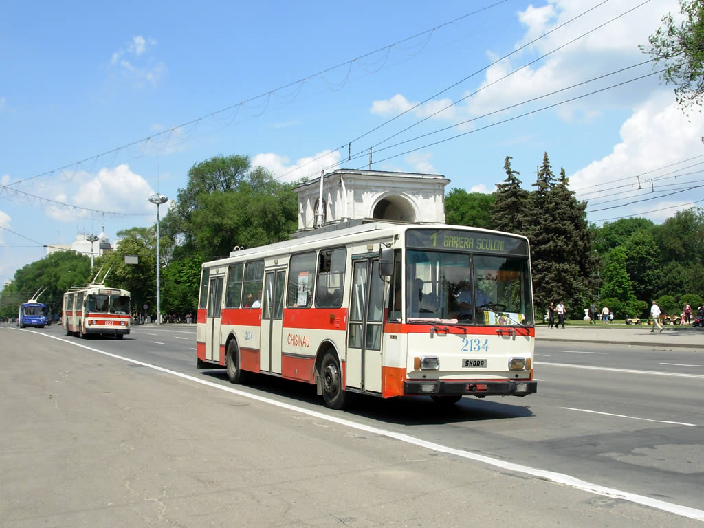 Chișinău, Škoda 14Tr13/6M # 2134