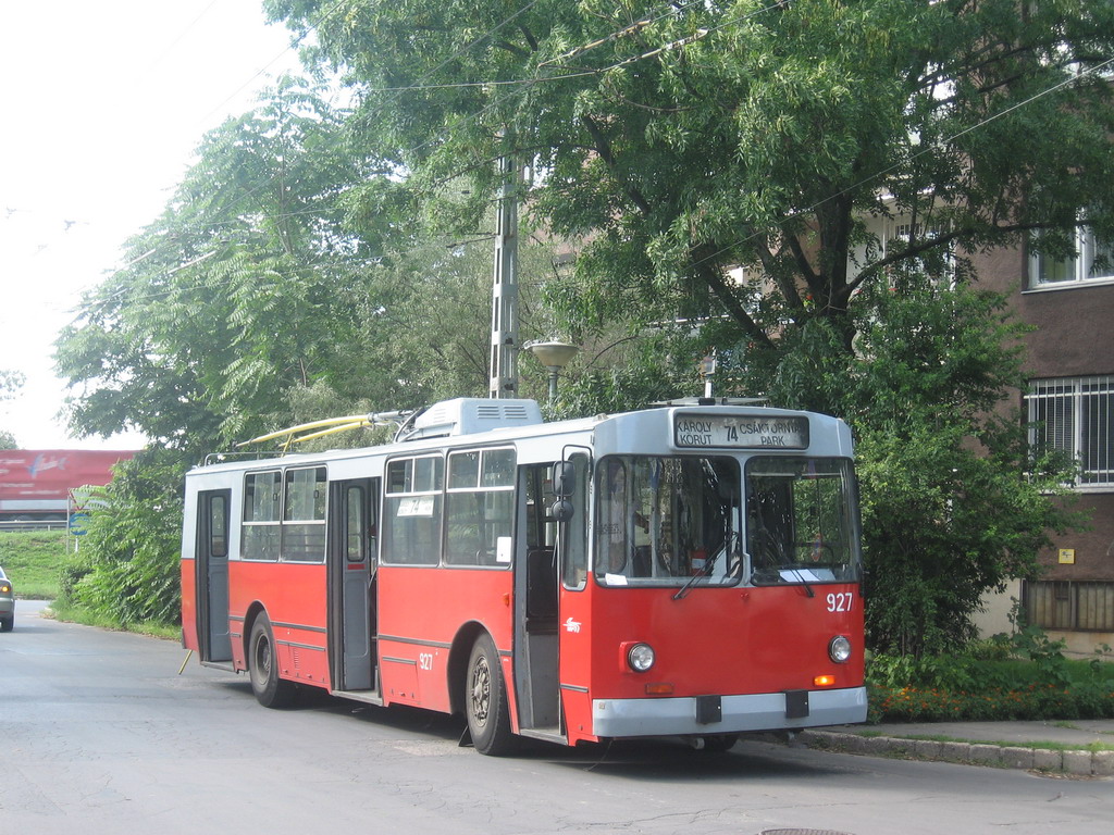 ბუდაპეშტი, ZiU-682UV № 927