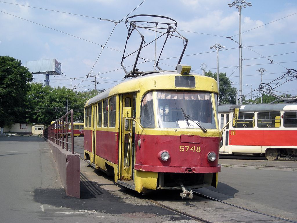 Kiova, Tatra T3SU # 5748