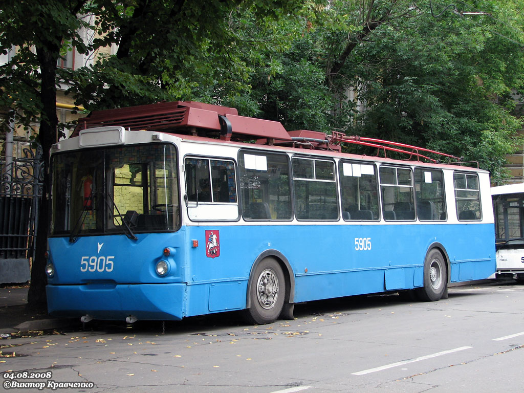Maskva, VZTM-5284 nr. 5905
