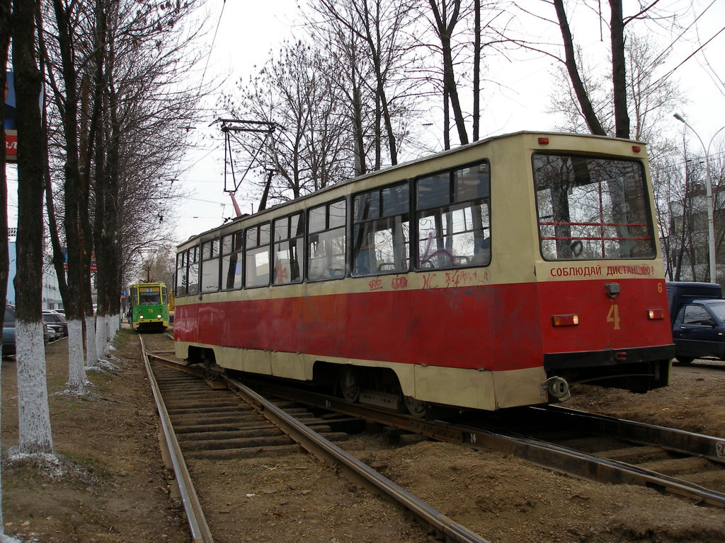 Yaroslavl, 71-605 (KTM-5M3) № 4; Yaroslavl — Track repair works