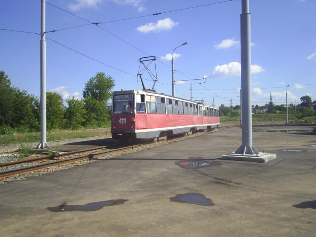 Perm, 71-605A č. 411