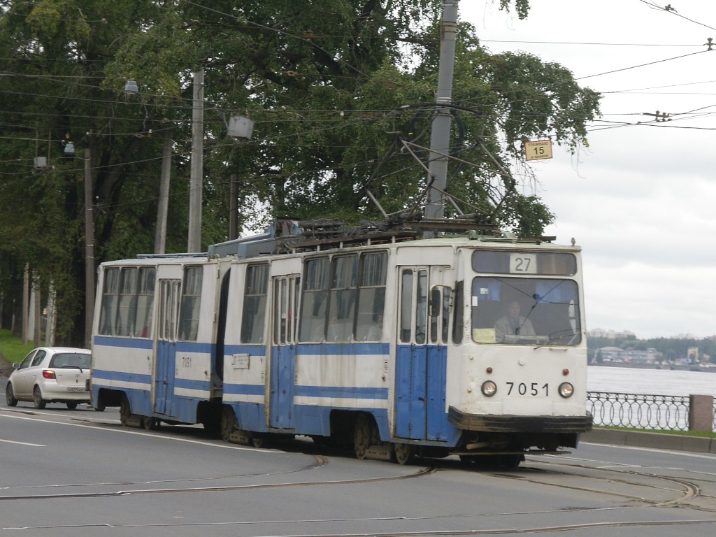 Sankt-Peterburg, LVS-86K № 7051