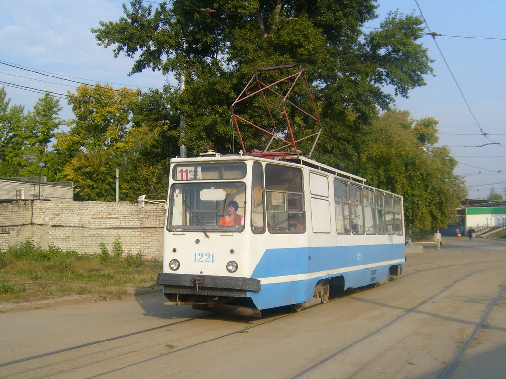 Ульяновск, 71-132 (ЛМ-93) № 1221