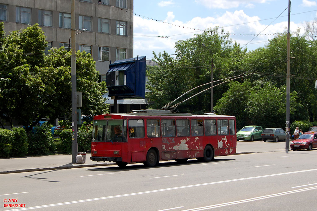 Киев, Škoda 14Tr02/6 № 397